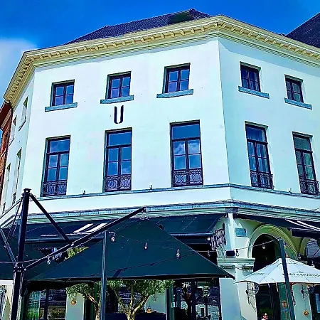 U Eat&sleep Hotel 4*